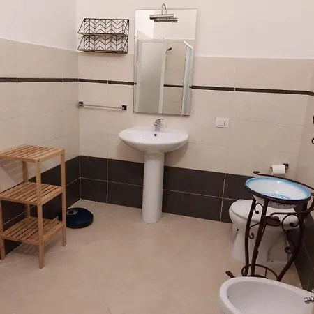 La Perla Al Mare 300mt From Perla Marina *